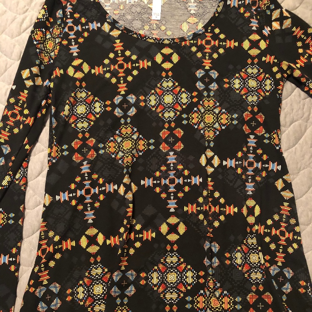 LuLaRoe Lynnae Top